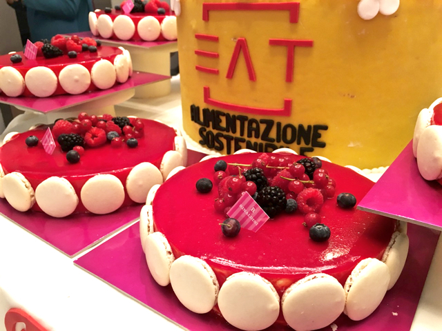EAT_FeelingFood_cake
